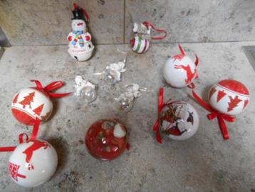 Mooie kerstballen / 11 stuks  beschikbaar voor biedingen