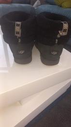 Jolies bottines "UGG" noires, authentiques, 41, Vêtements | Hommes, Chaussures, Enlèvement ou Envoi