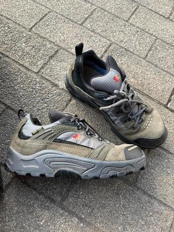 Garmont wandelschoenen beschikbaar voor biedingen