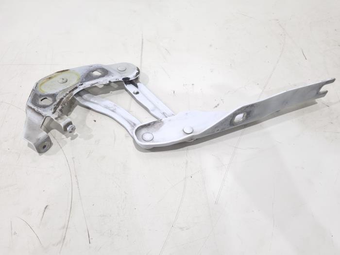 Charnière capot d'un Audi A1, Autos : Pièces & Accessoires, Autres pièces automobiles, Audi, Utilisé, 3 mois de garantie, Enlèvement ou Envoi