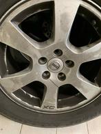 Velgen met winterbanden DUNLOP - 4 stuks 235/60R18, Auto-onderdelen, Banden en Velgen, Ophalen, 18 inch, Gebruikt, Banden en Velgen