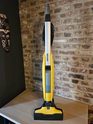 LAVEUR DE SOLS KARCHER FC 5 beschikbaar voor biedingen