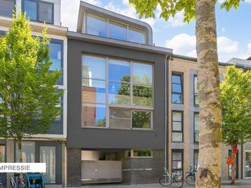 Woning te koop in Hasselt, 3 slpks, 290 m², 130 kWh/m²/jaar, Vrijstaande woning, 3 kamers