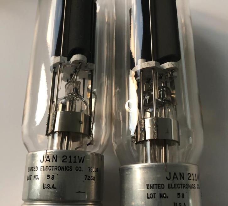 Paar United Electronics 211W buizen, Audio, Tv en Foto, Buizenversterker, Ophalen of Verzenden