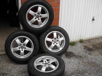Seat Ateca, Skoda Karoq - 215/65 R16 98H - Winter beschikbaar voor biedingen