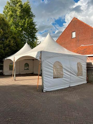 Pagodetenten 2 van 5x5 beschikbaar voor biedingen