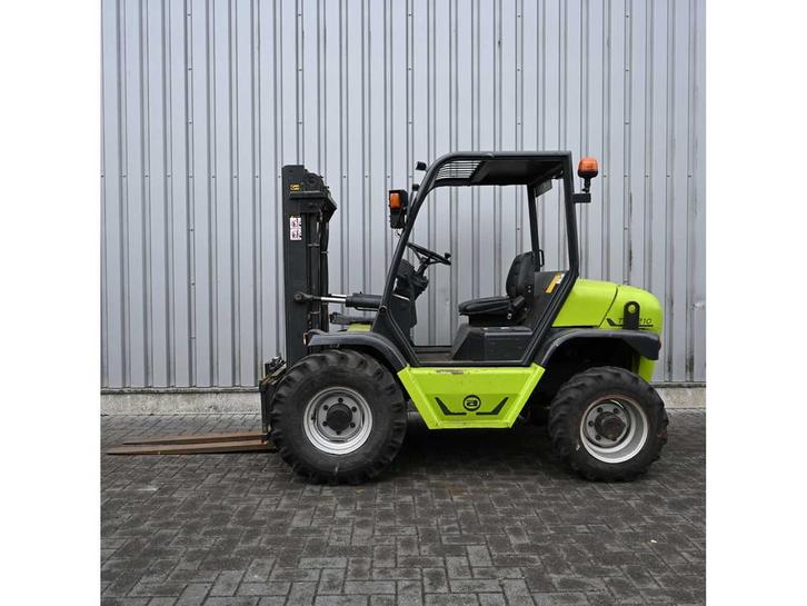 Agrimac - 2003 - TH210 - Ruw terrein heftruck, Zakelijke goederen, Machines en Bouw | Heftrucks en Intern transport, Heftruck