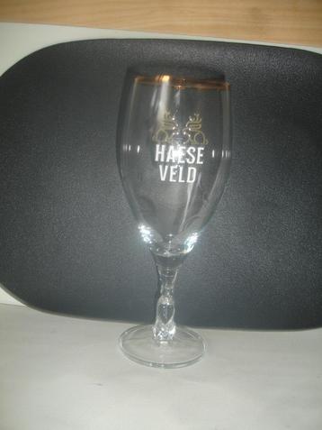 Mooi glas Haeseveld,0,33l M20, met haas in steel beschikbaar voor biedingen