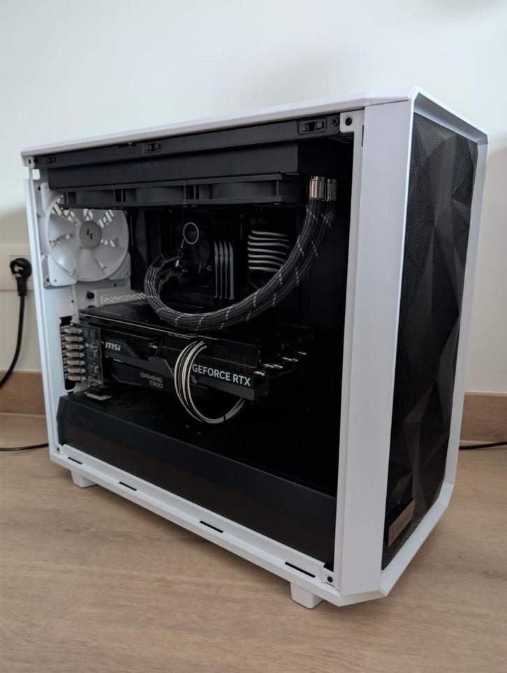 Gaming computer (RTX 4080 + R9 7900X), Computers en Software, Desktop Pc's, Zo goed als nieuw, 4 Ghz of meer, SSD, 64 GB of meer