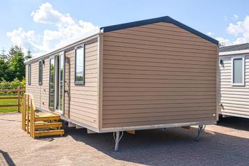 Stacaravan Luzerno - 2 slaapkamers - 1009x400cm beschikbaar voor biedingen