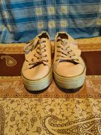 Beige dames sneakers maatje 38, Ophalen, Dolce C, Beige, Zo goed als nieuw