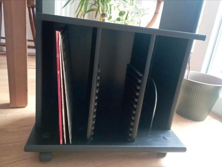 Zwarte platenkast, hi-fi rek, Huis en Inrichting, Woonaccessoires | Cd- en Dvd-rekken, Gebruikt, Cd's of Dvd's, Ophalen