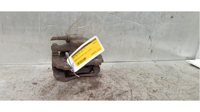 Remklauw (Tang) links-voor van een Opel Corsa, Auto-onderdelen, Remmen en Aandrijving, Opel, Gebruikt, 3 maanden garantie, Ophalen of Verzenden