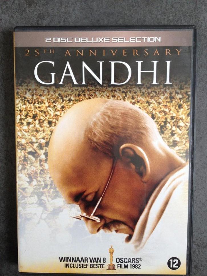 DVD Gandhi (Ben Kingsley) - 2 DVD box, Cd's en Dvd's, Dvd's | Drama, Zo goed als nieuw, Drama, Vanaf 12 jaar, Ophalen of Verzenden