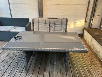 Tuinset voor 4 personen beschikbaar voor biedingen