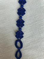 Blauw stoffen bloemenarmbandje, Bijoux, Sacs & Beauté, Bracelets, Bleu, Enlèvement, Neuf