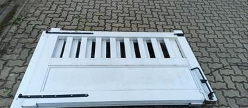 Houten tuinpoort. beschikbaar voor biedingen