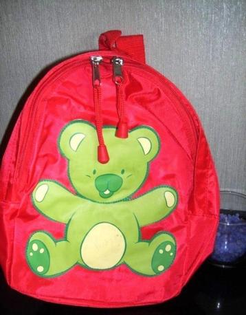  tupperware : petit sac à dos pour enfants