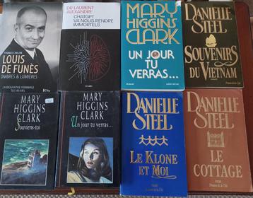Set van verschillende boeken  beschikbaar voor biedingen