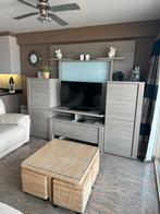 Tv meubel , met achtergrondverlichting, Ophalen