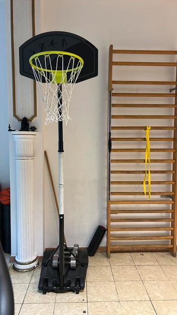 Panier de basket beschikbaar voor biedingen