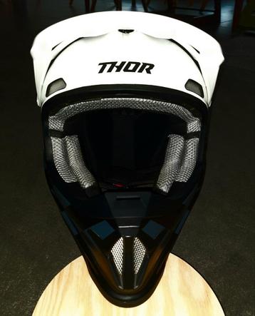 Thor Sector helm maat M - Nieuw beschikbaar voor biedingen