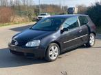 Volkswagen GolfV 125DKM 1.6BENZ MANUEEL GEKEURD&GARANTIE, Auto's, Voorwielaandrijving, Testrit aan huis, Stof, Zwart