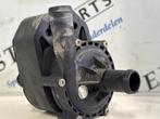Extra waterpomp van een Mercedes B-Klasse, Ophalen of Verzenden, 3 maanden garantie, Gebruikt, Mercedes-Benz