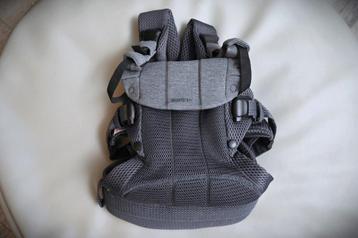 Porte-bébé BabyBjörn Harmony mesh 3D anthracite disponible aux enchères