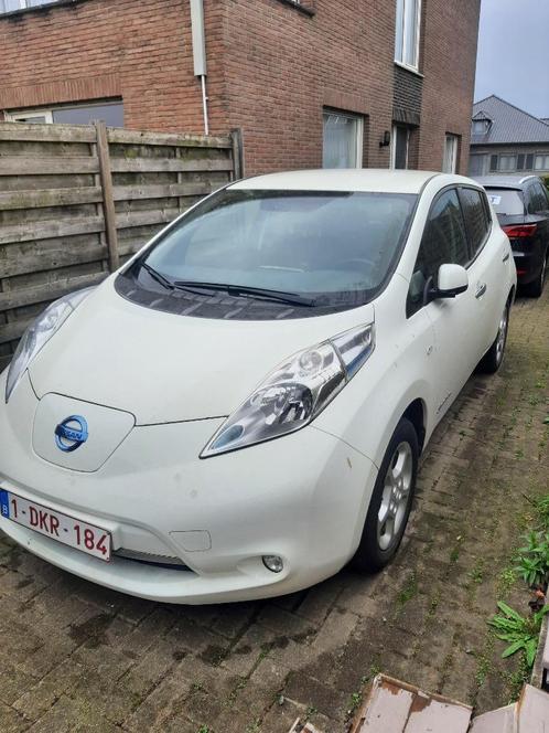 Nissan Leaf Acenta 2016 wit, Auto's, Nissan, Particulier, Leaf, ABS, Achteruitrijcamera, Adaptive Cruise Control, Airbags, Airconditioning