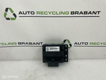 Spanningsregelaar VW Seat Skoda met bevestiging 3AA919041A beschikbaar voor biedingen