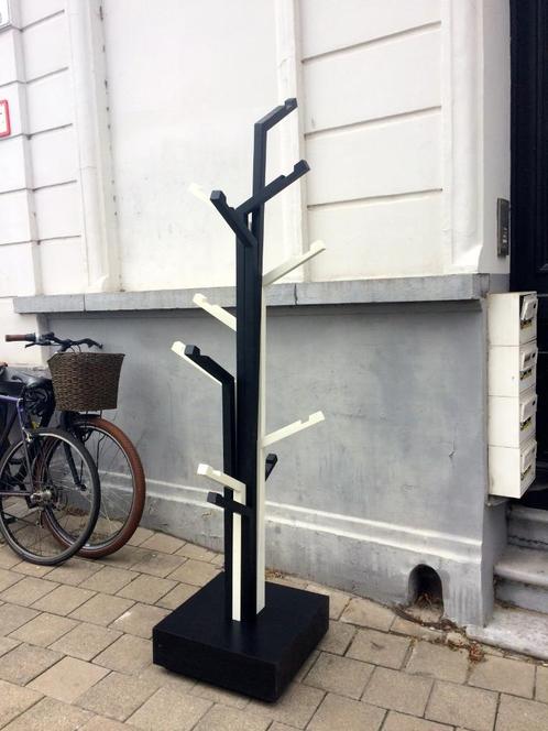 Grote houten design kleerstaander - kapstok, Huis en Inrichting, Woonaccessoires | Kapstokken, Zo goed als nieuw, Staande kapstok