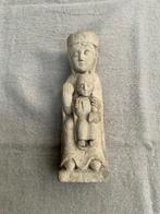 Stenen Maria - beeldje natuursteen, Verzamelen, Ophalen of Verzenden, Zo goed als nieuw, Mens