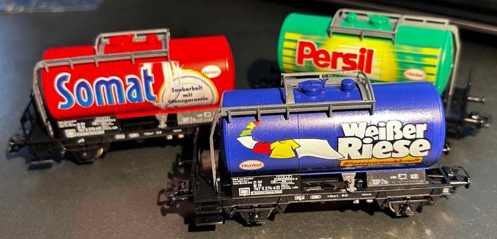 3283. Henkel H0 Märklin tankwagenset., Hobby en Vrije tijd, Modeltreinen | H0, Zo goed als nieuw, Wagon, Märklin, Ophalen of Verzenden