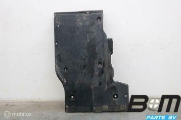 Bodemplaat rechts Audi A3 8V E-tron 5Q0825506B beschikbaar voor biedingen