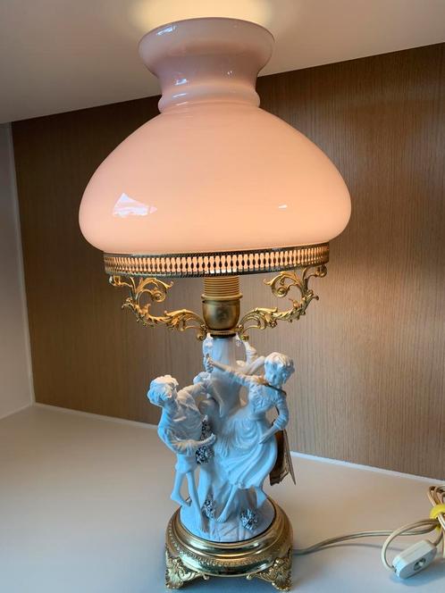 Lampe de table Capodimonte « CESARE VILLARI », Antiquités & Art, Antiquités | Éclairage, Enlèvement ou Envoi