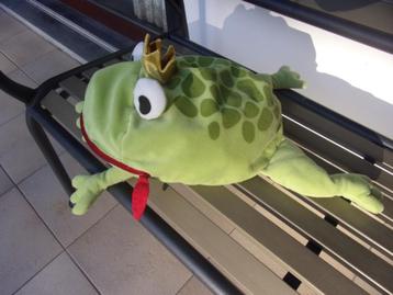 GROTE ZACHTE GROENE PRINS/KIKKER (met kroontje) beschikbaar voor biedingen