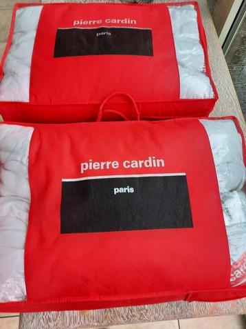 Dekbedden PIERRE CARDIN  beschikbaar voor biedingen