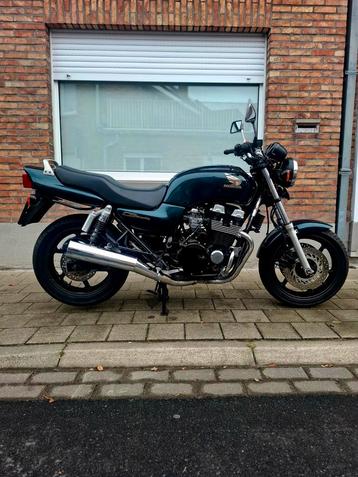 Honda cb750 (rc42) beschikbaar voor biedingen