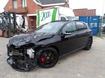 VOLKSWAGEN GOLF GTI BENZINE 06-22 beschikbaar voor biedingen