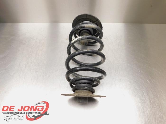 Schroefveer achter van een Mercedes Vito, Auto-onderdelen, Ophanging en Onderstel, Mercedes-Benz, Gebruikt, 3 maanden garantie