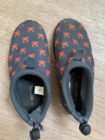 Waterschoenen maat 28 beschikbaar voor biedingen