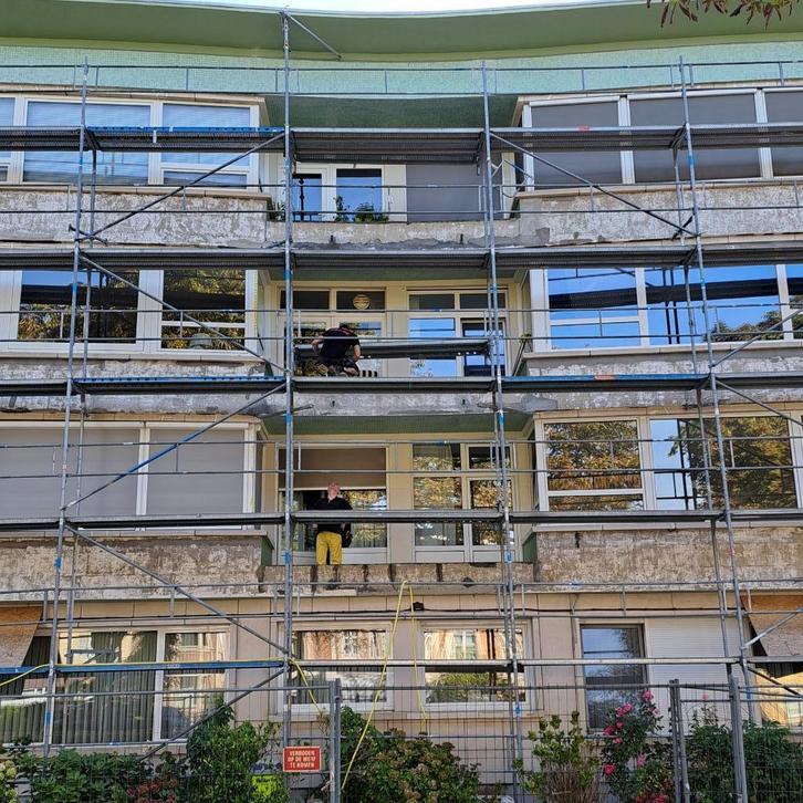 stelling, Doe-het-zelf en Bouw, Steigers, Zo goed als nieuw, Gevelsteiger, 5 meter of hoger, Ophalen