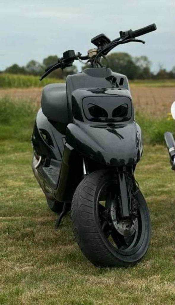 Yamaha booster a klasse, Fietsen en Brommers, Scooters | Yamaha, Gebruikt, Ophalen