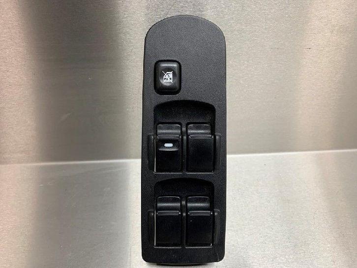 COMMUTATEUR VITRES ELECTRIQUES Colt (Z2 / Z3) (|8608A177|), Autos : Pièces & Accessoires, Autres pièces automobiles, Mitsubishi