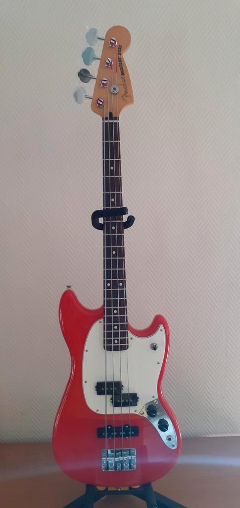 Fender Player II Mustang, Muziek en Instrumenten, Snaarinstrumenten | Gitaren | Bas, Zo goed als nieuw, Elektrisch, Ophalen