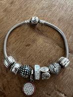 Armband zilver pandora met bedels, Handtassen en Accessoires, Armbanden, Ophalen, Gebruikt, Met bedels of kralen, Zilver