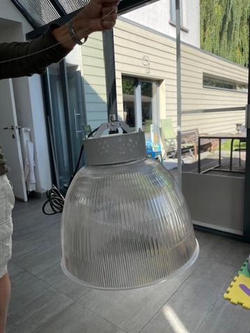 lamp verlichting beschikbaar voor biedingen
