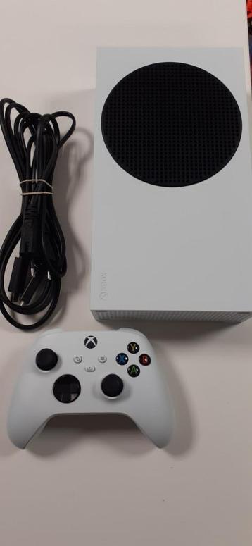Microsoft XBOX-serie S 512 GB + controller + kabels beschikbaar voor biedingen