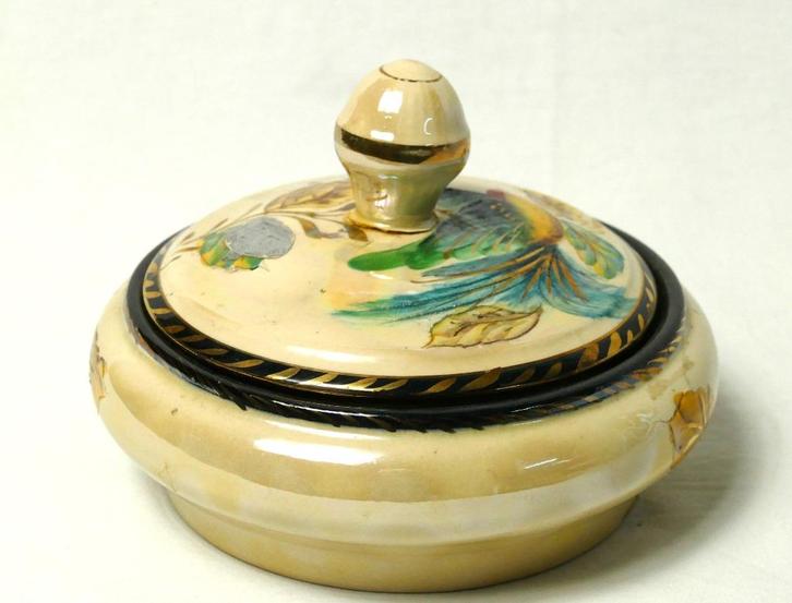 Bonbonniere Hubert Bequet, Antiek en Kunst, Antiek | Keramiek en Aardewerk, Ophalen of Verzenden